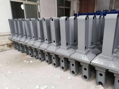 重庆道路隔离栏案例2